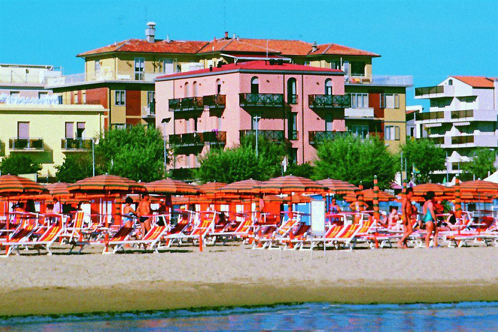 Residenza Sol Holiday Rimini Luaran gambar